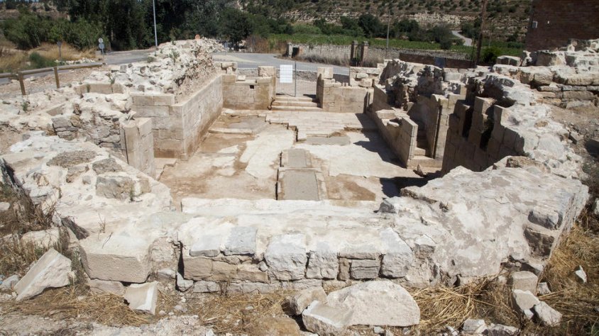 Imatge de les restes del convent dominic del Roser, a la localitat de Ciutadilla