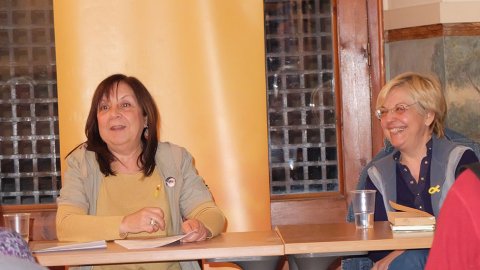 Adelais de Pedrolo durant la xerrada