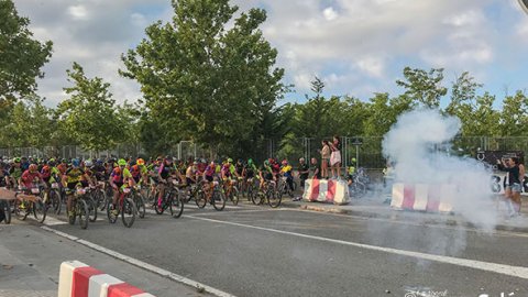 El moment de la sortida de la prova no competitiva