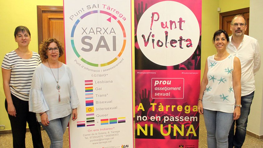 D'esquerra a dreta: Mireia Fontanet, coordinadora d’Igualtat; Assumpta Pijuan, regidora d’Acció Social i Igualtat; Alba Pijuan Vallverdú, alcaldessa de Tàrrega; i Lau Delgado, director executiu de FiraTàrrega