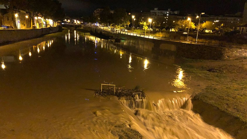 El riu Ondara ahir a la nit a Tàrrega