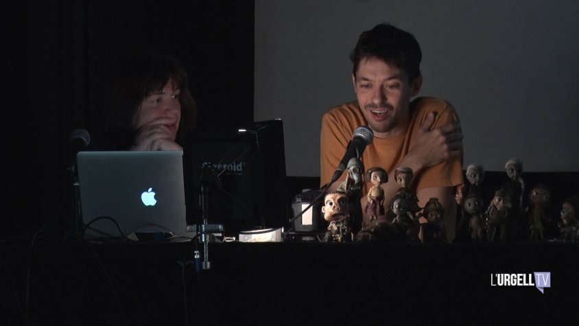 Anna Solanas i Marc Riba van oferir la xerrada