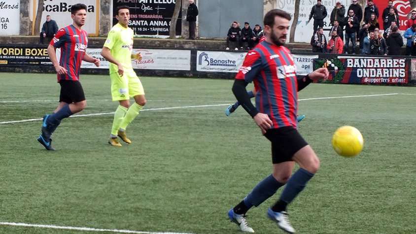 Un moment del partit contra el Santboià