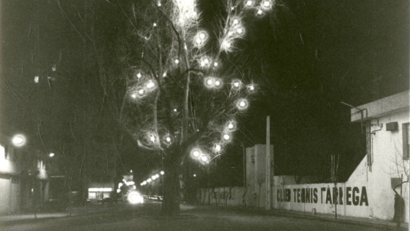 L'om de la plana decorat per Nadal