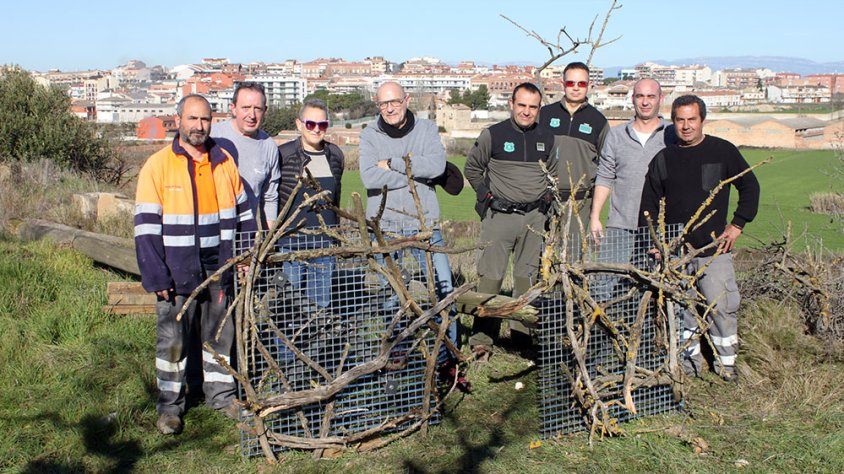 Els impulsors de la iniciativa juntament amb tècnics de l'ajuntament i Agents Rurals