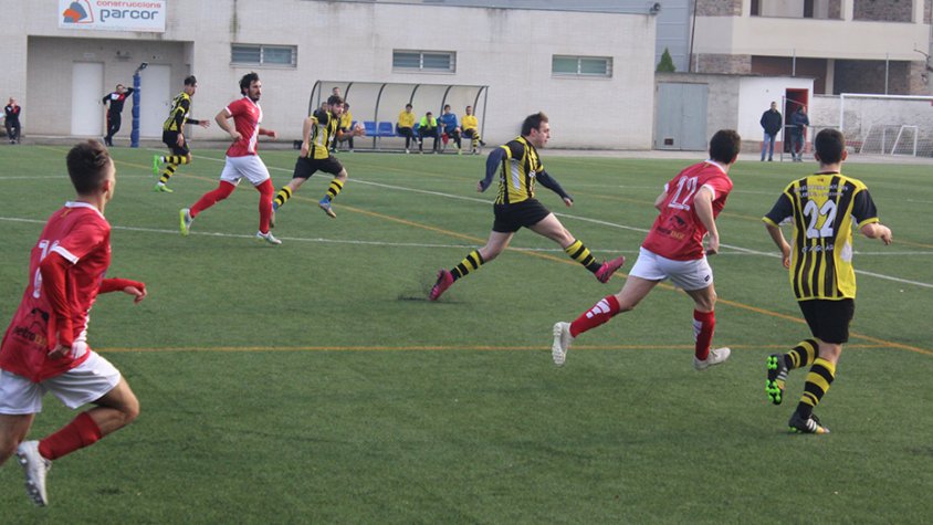 Una de les jugades del partit