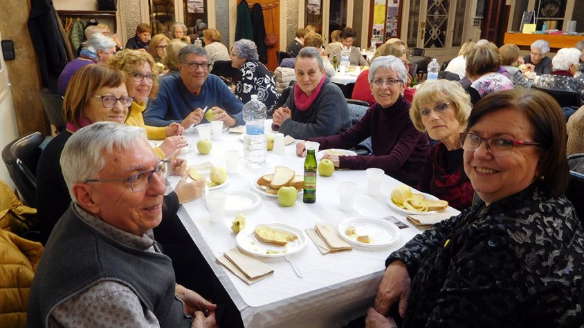 Imatge del sopar solidari de Mans Unides a Tàrrega