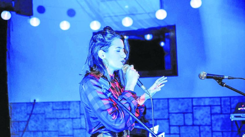 La cantant Anne Marz en un dels seus concerts