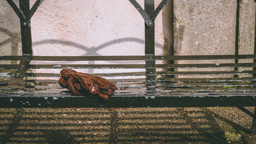 Guants, mòbil, claus