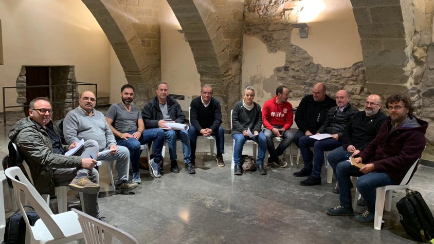 Tots els alcaldes dels pobles esmentats reunits