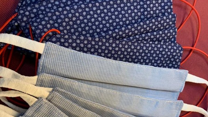 Algunes de les mascaretes que ja ha començat a distribuir el Consell