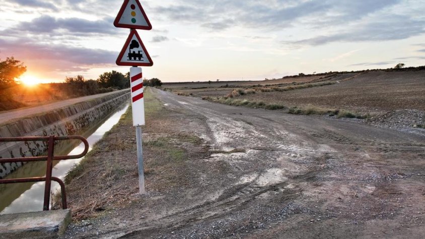 La parella d'ancians va decidir passar la nit en aquest lloc esperant que es fes de dia i que els rescatessin