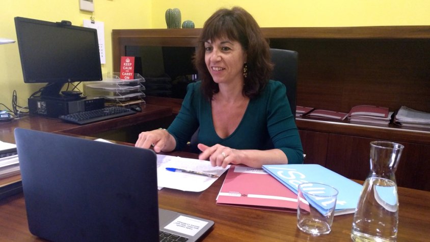Imatge del directe que va oferir ahir a la tarda l'alcaldessa de Tàrrega