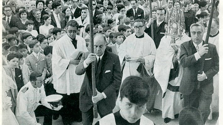 Portada de 'Nueva Tárrega' referent a la festa del Corpus de l'any 1970