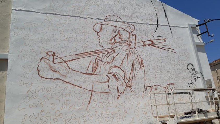 Imatge del mural que Brik ha començat a pintar