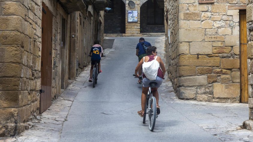 Carrers de Guimerà buits els dies que s'havia de celebrar el Mercat Medieval
