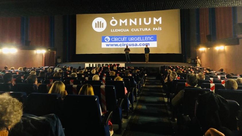La sala gran dels Cinemes Majèstic va acollir la presentació