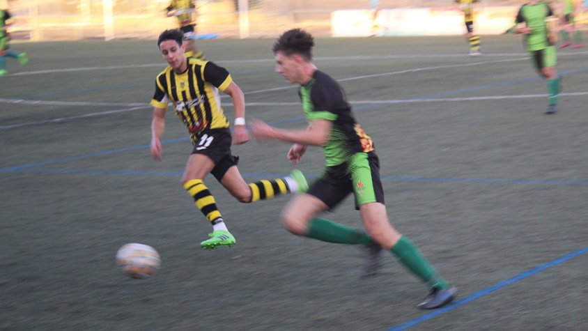 L'Angulària, amb la sort d'esquena