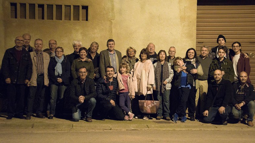 Grup de visitants a l'Observatori Astronòmic de Santa Maria de Montmagastrell