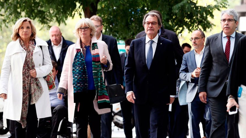 Ortega, Rigau, Mas i Homs abonaran un primer pagament de 4,9 milions d'euros