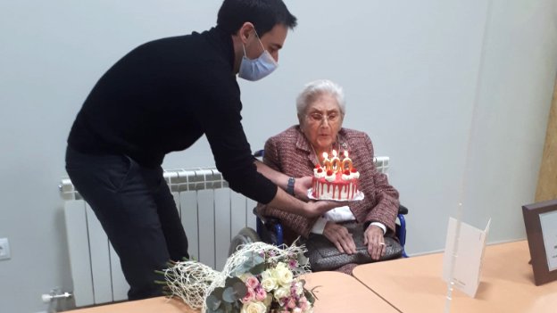 Homenatge a Antònia Novell Gassó, àvia centenària de Tàrrega