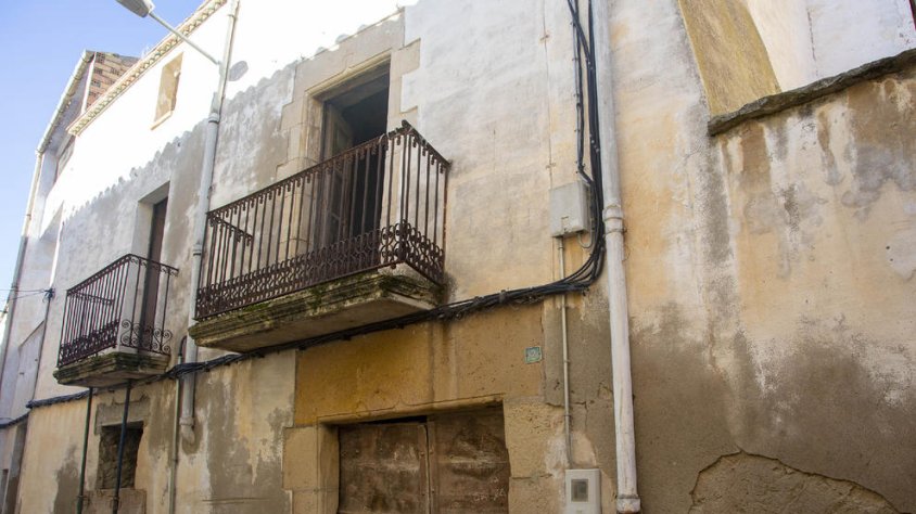 Imatge de la façana de Cal Vallverdú