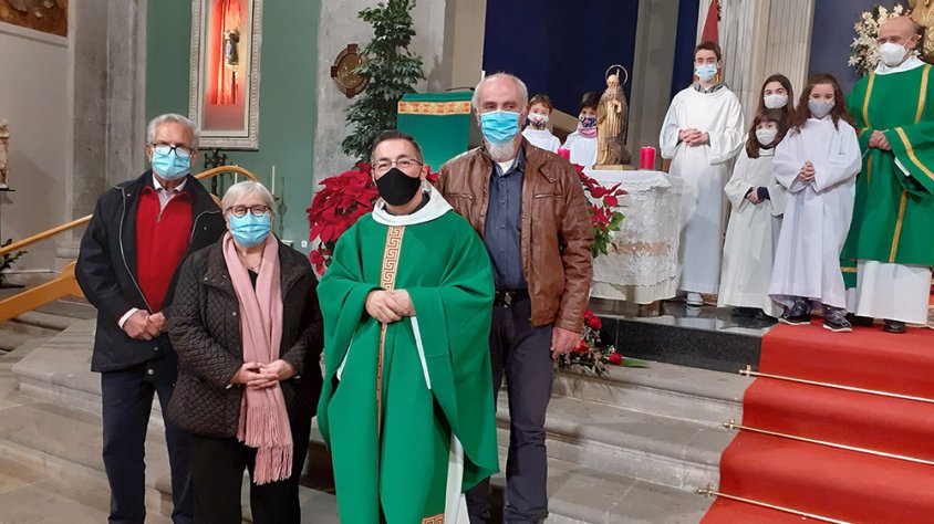 Junta de la Societat de Sant Antoni i el rector mossèn Vilaseca