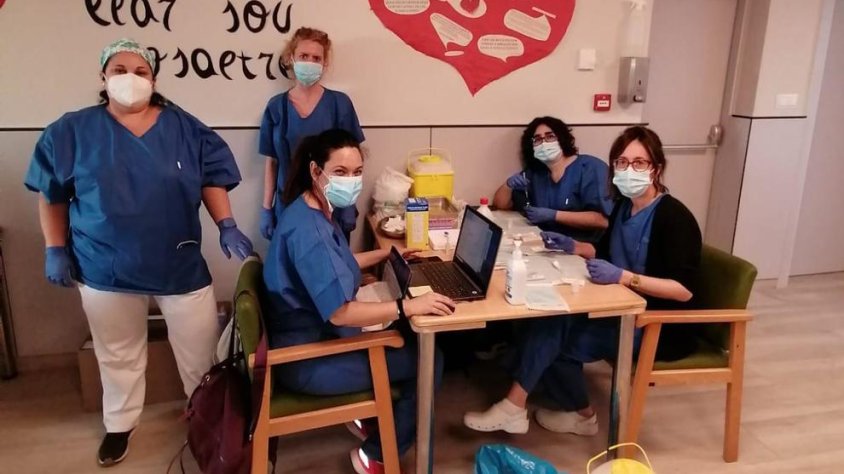 Ahir es va administrar la segona dosi de la vacuna de Pfizer a la residència Mas Vell d'Agramunt