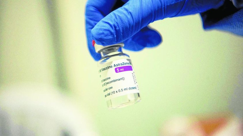 Un vial de la vacuna d'AstraZeneca