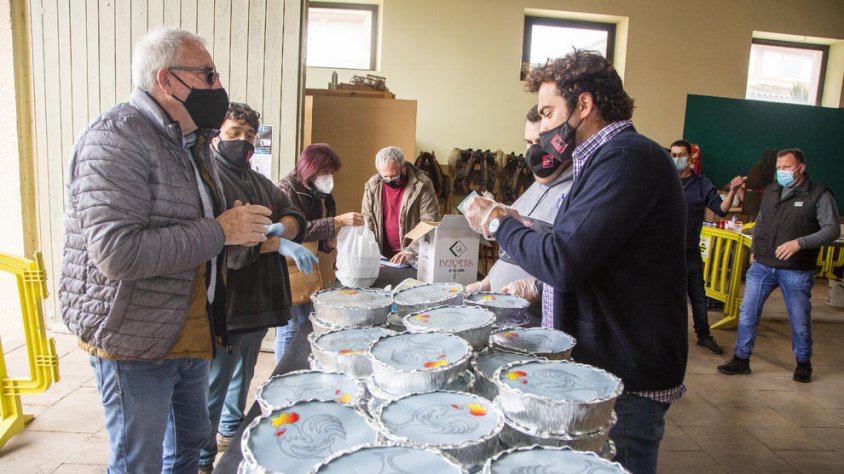 La recollida de les racions es va dur a terme a l’Espai del Carro de la localitat