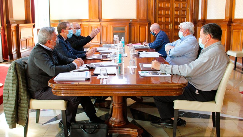 Imatge de la reunió que van mantenir ahir a Lleida