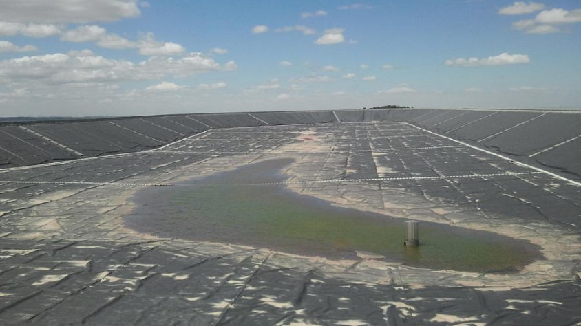 La bassa de les Borges Blanques, que donarà servei al regadiu de l’Albi, està actualment en desús