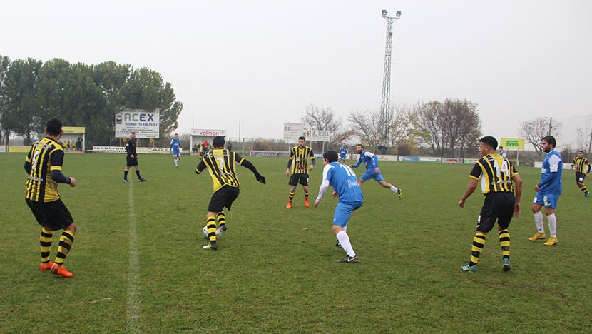 Un moment del partit contra la Seu d'Urgell