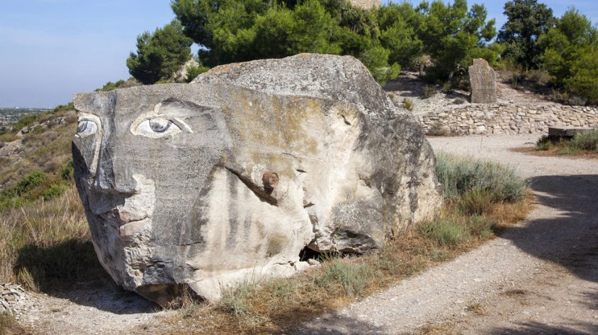 Maldà, referent de les escultures en pedra