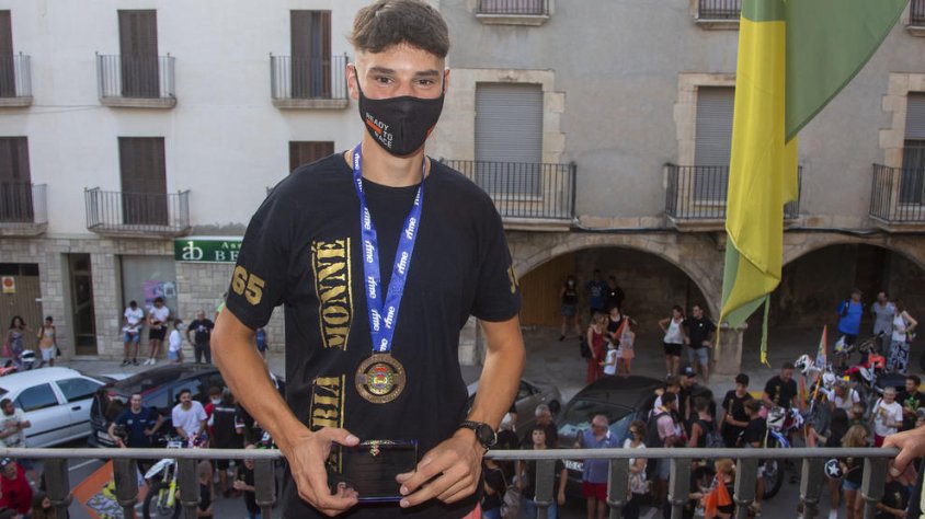 Bellpuig es rendeix a Monné