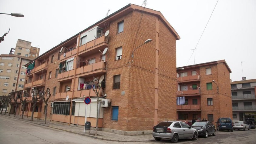 Les dos vivendes per a casos d'emergència social formen part dels Habitatges de la Plana