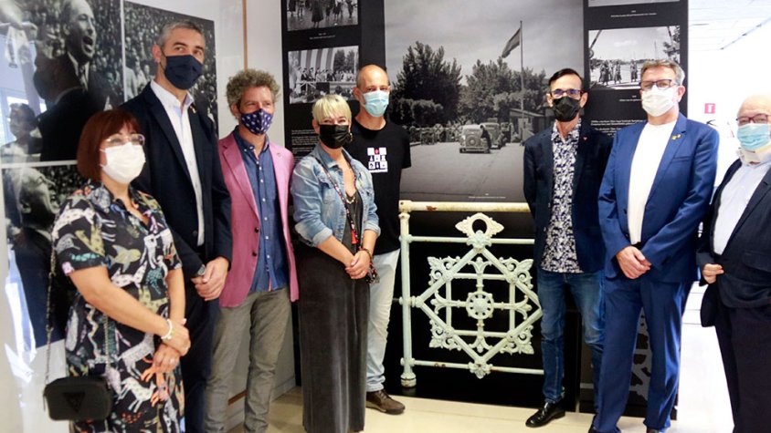 L'Espai Companys del Tarròs exposa una part de la barana del pont Avenida d'Irun