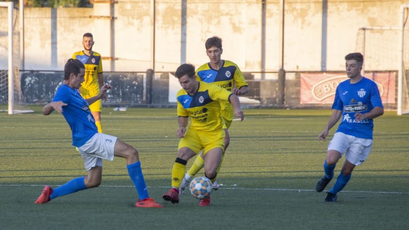 Una acció del partit disputat ahir