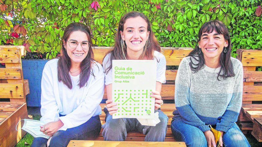 Briansó amb les companyes del departament de comunicació