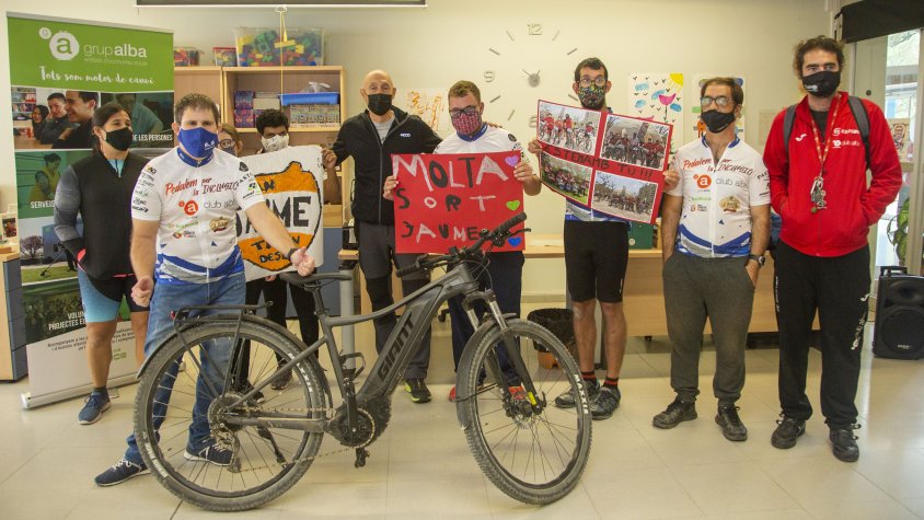 Rebuda de Jaume Rovira al Club Ciclista Alba