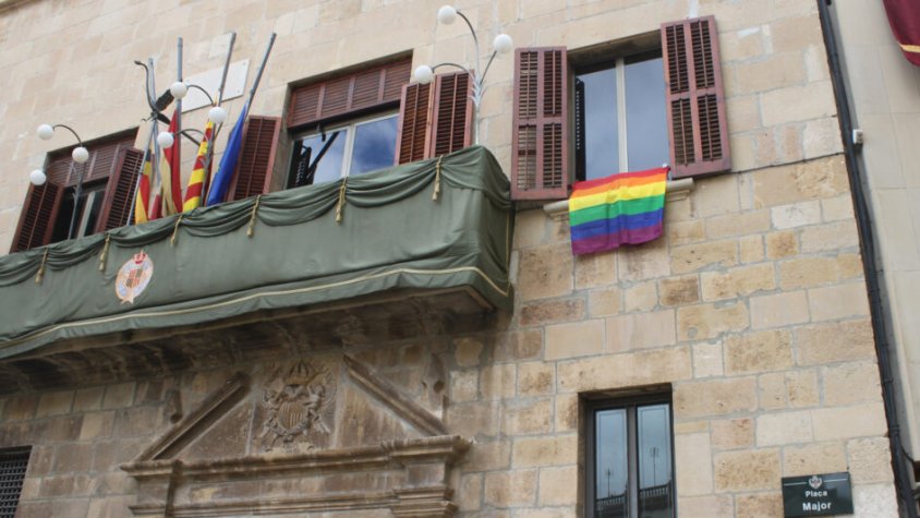 Façana de la casa consistorial