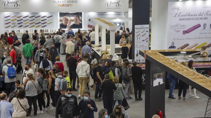 Visitants al Pavelló Dolç diumenge al matí