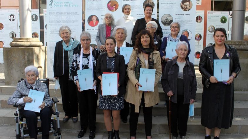 Acte de presentació del llibre i l'exposició al Teatre Ateneu