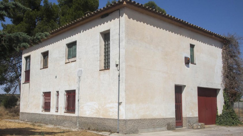 L’antiga Casa del Metge, en desús des de fa més d’una dècada