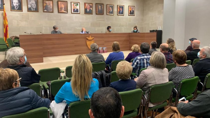 L'acte va tenir lloc a la sala de plens