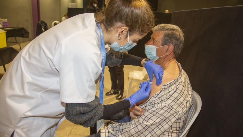 Imatge d'arxiu del punt de vacunació a l'Espai MerCAT de Tàrrega