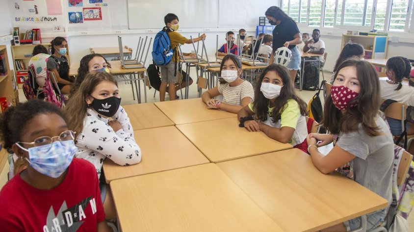 Imatge d'arxiu de l'inici del curs a una escola de Tàrrega