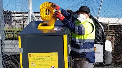 El contenidor es troba a la deixalleria