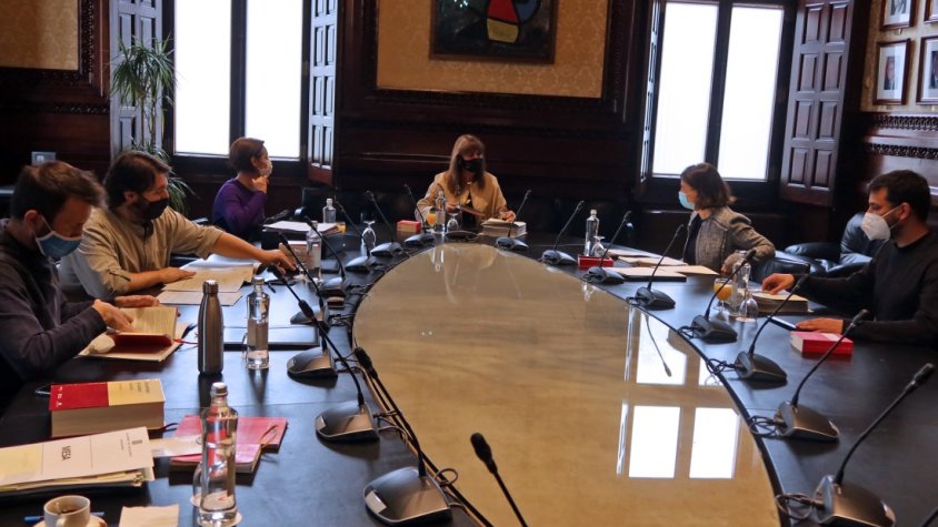 La mesa del Parlament, en una imatge d'arxiu