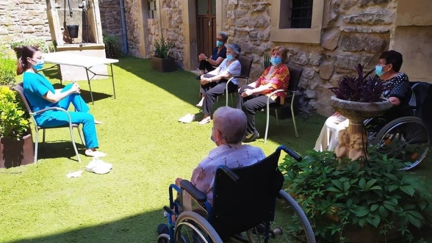 Una activitat al geriàtric